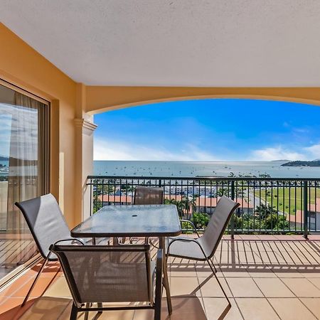Magnificence At Airlie Apartment Airlie Beach Exterior photo